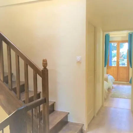 Feriehus Modern Boulangerie, Large 6 Bedroom Quillan