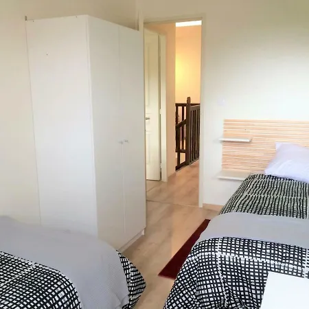 Holiday home Modern Boulangerie, Large 6 Bedroom *