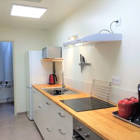 Holiday home Modern Boulangerie, Large 6 Bedroom *