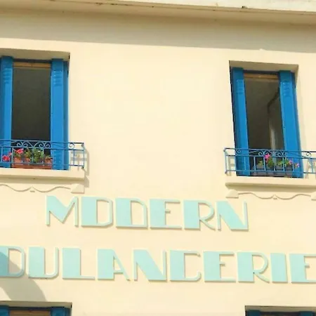 Holiday home Modern Boulangerie, Large 6 Bedroom *