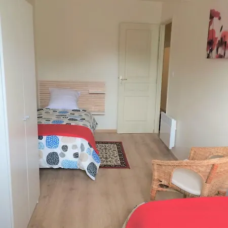 Modern Boulangerie, Large 6 Bedroom Holiday home *