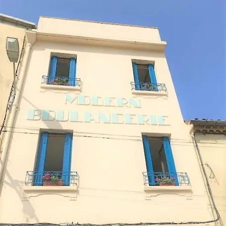 Modern Boulangerie, Large 6 Bedroom *