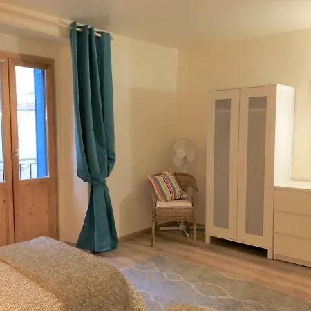 Modern Boulangerie, Large 6 Bedroom Σπίτι διακοπών *
